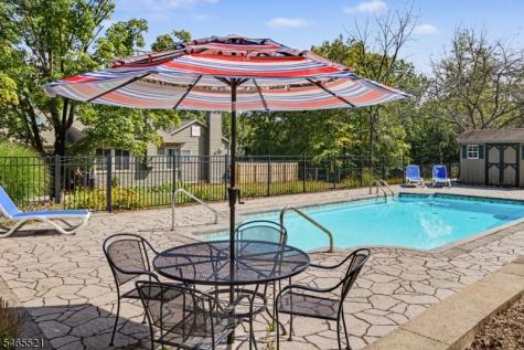 5 Alice Court Blairstown NJ 07825