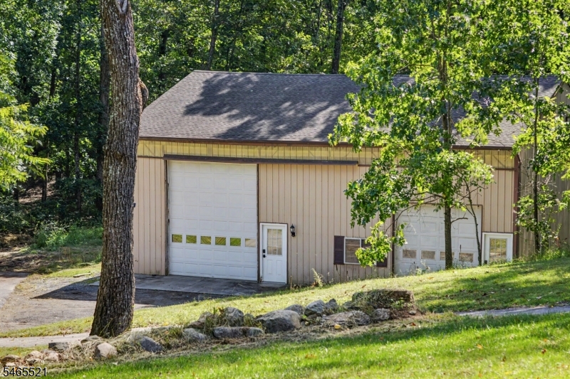 5 Alice Court Blairstown NJ 07825