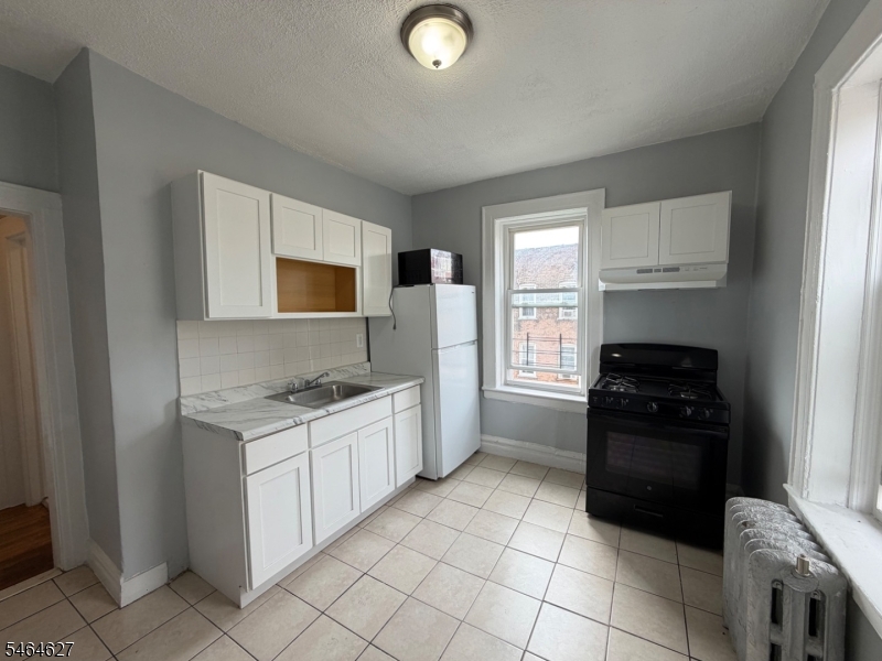 729 Ml King Boulevard Newark NJ 07108