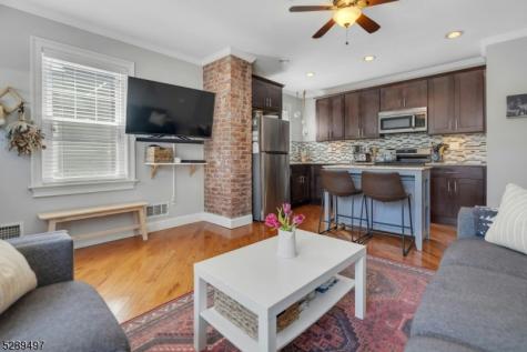 170 Pine Street Montclair NJ 07042