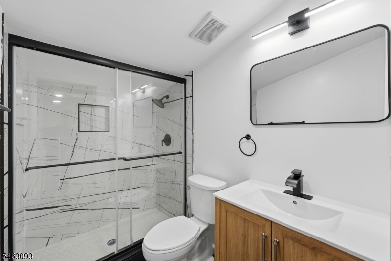 82 Grove St Unit 3 Montclair NJ 07042