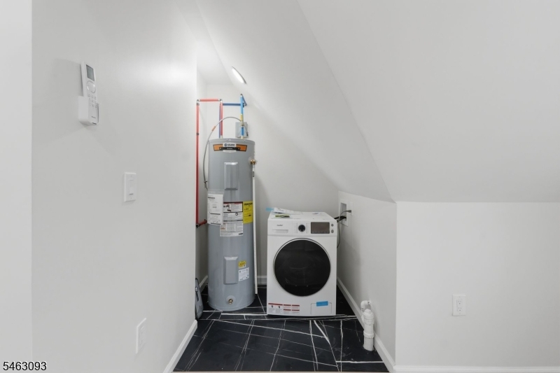 82 Grove St Unit 3 Montclair NJ 07042