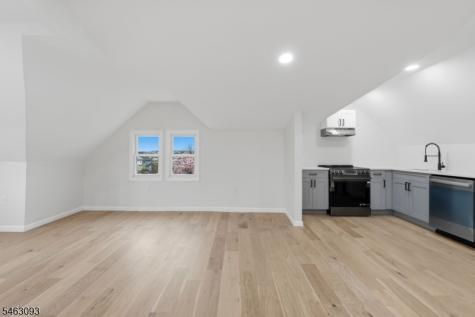 82 Grove St Unit 3 Montclair NJ 07042