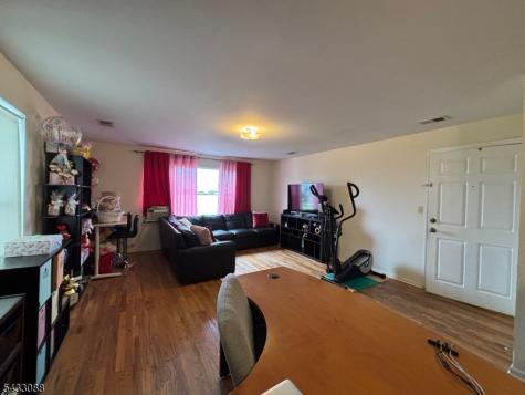 76 Port Avenue Elizabeth NJ 07206