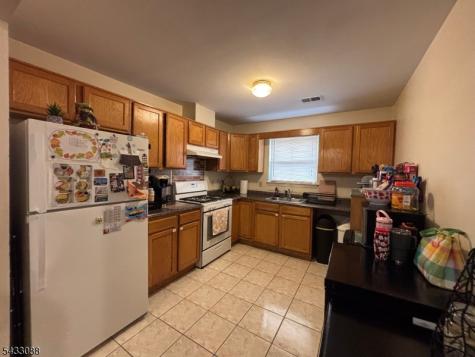 76 Port Avenue Elizabeth NJ 07206