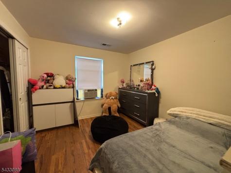 76 Port Avenue Elizabeth NJ 07206