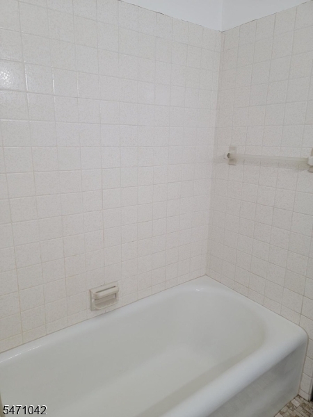 22 Lyons Place Elizabeth NJ 07202