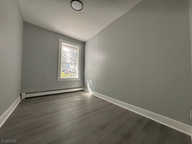 147 Elm Street Newark NJ 07105