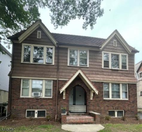 568 N Maple Avenue East Orange NJ 07017