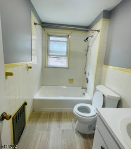 568 N Maple Avenue East Orange NJ 07017