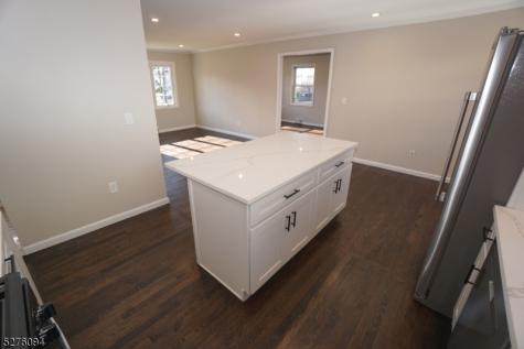 2431 Coles Avenue Scotch Plains NJ 07076