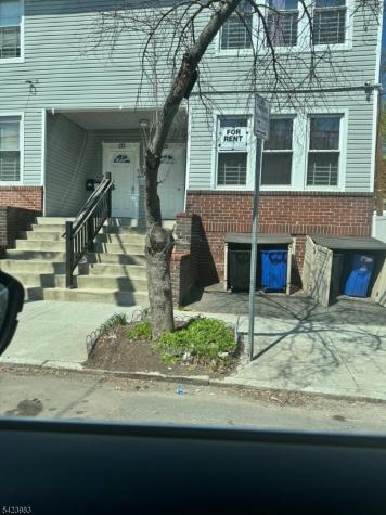 131 Huntington Terrace Newark NJ 07112