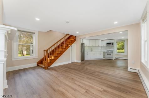 33 Sergeantsville Raritan NJ 08822