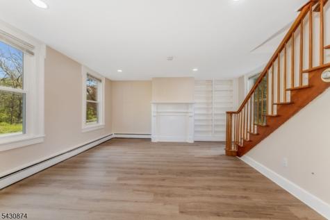 33 Sergeantsville Raritan NJ 08822