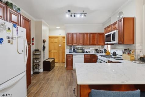 28 Willowdale Avenue Montclair NJ 07042
