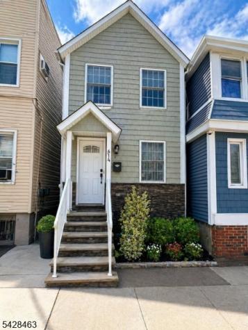 614 4TH Avenue Elizabeth NJ 07202