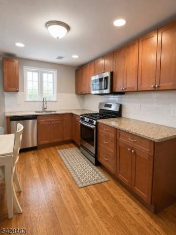614 4TH Avenue Elizabeth NJ 07202