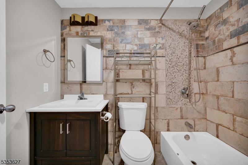 180 Spring Street Newton NJ 07860