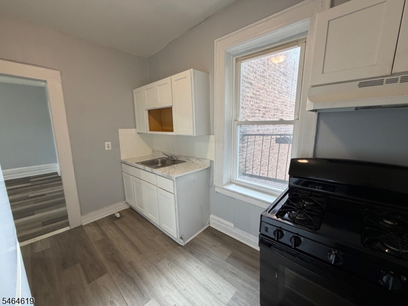 729 Ml King Boulevard Newark NJ 07108