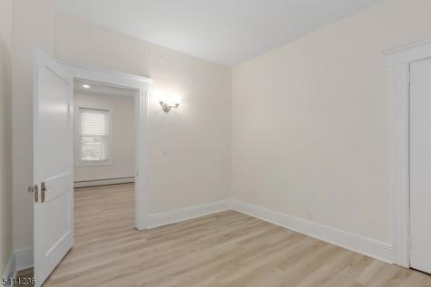 87 Paterson Avenue Wallington NJ 07057