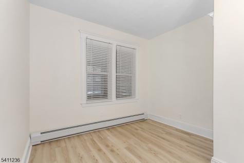 87 Paterson Avenue Wallington NJ 07057