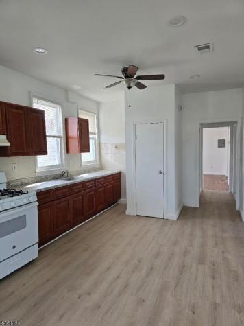 782 Bergen Street Newark NJ 07108