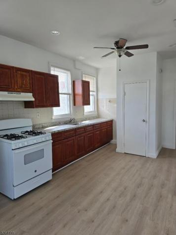 782 Bergen Street Newark NJ 07108
