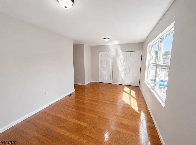 323 S Park Street Elizabeth NJ 07206