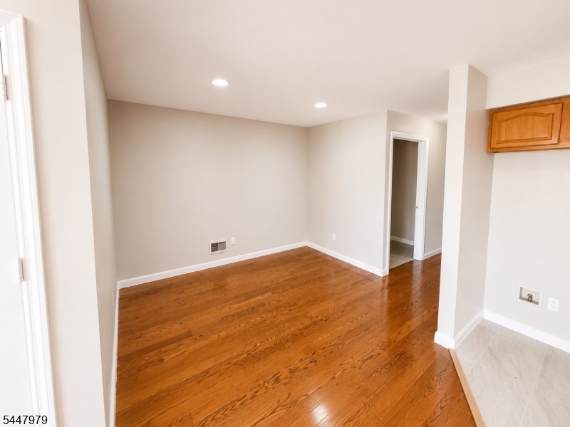 323 S Park Street Elizabeth NJ 07206