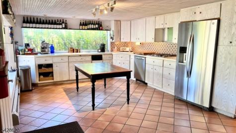 21 Payne Road Andover NJ 07860
