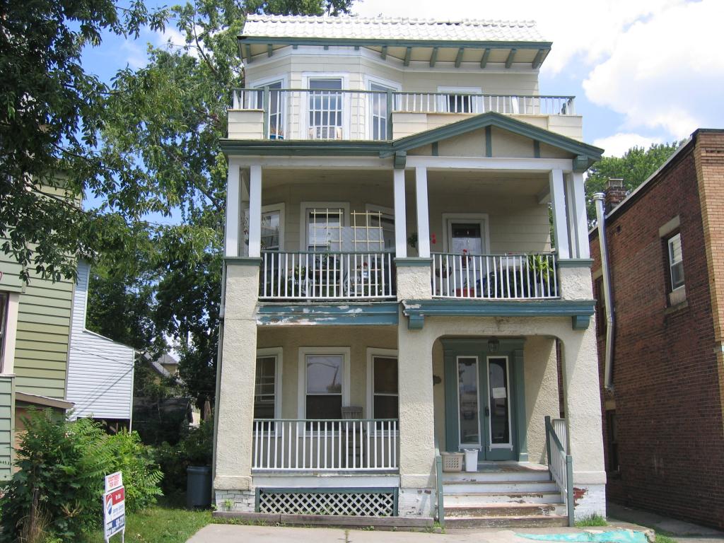 71 Portland Place Montclair NJ 07042