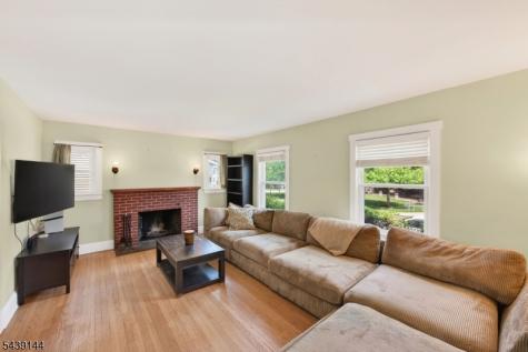 12 Capner Street Flemington NJ 08822