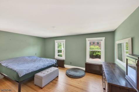 12 Capner Street Flemington NJ 08822