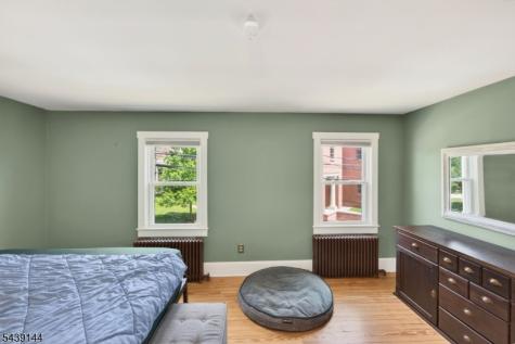 12 Capner Street Flemington NJ 08822