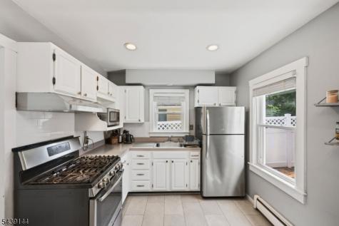 12 Capner Street Flemington NJ 08822