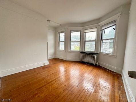 4 Swaine Place West Orange NJ 07052
