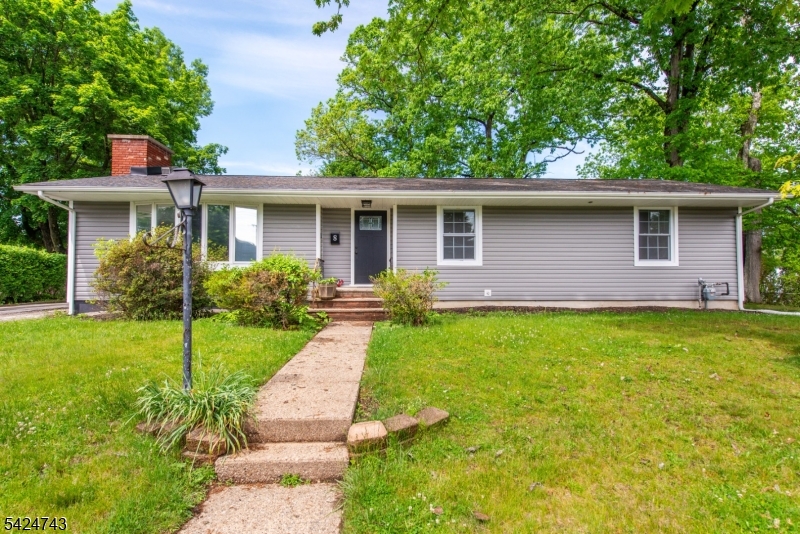 8 Wilcox Avenue Wharton NJ 07885
