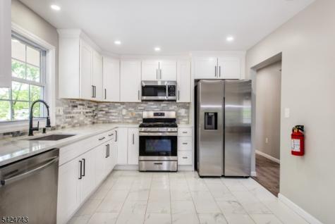 8 Wilcox Avenue Wharton NJ 07885
