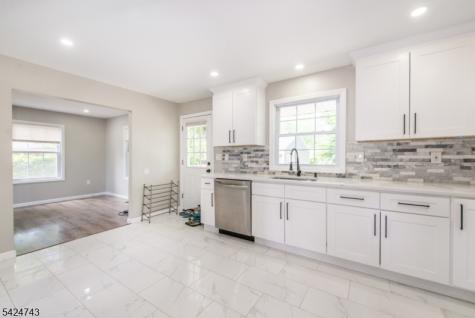8 Wilcox Avenue Wharton NJ 07885