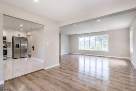 8 Wilcox Avenue Wharton NJ 07885
