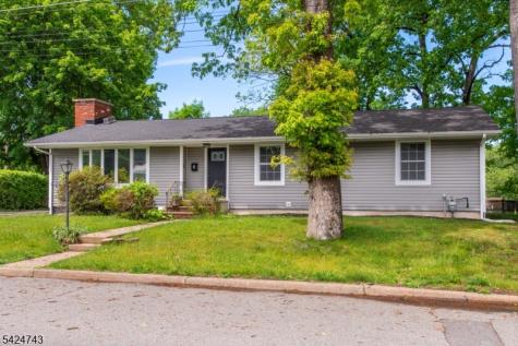 8 Wilcox Avenue Wharton NJ 07885
