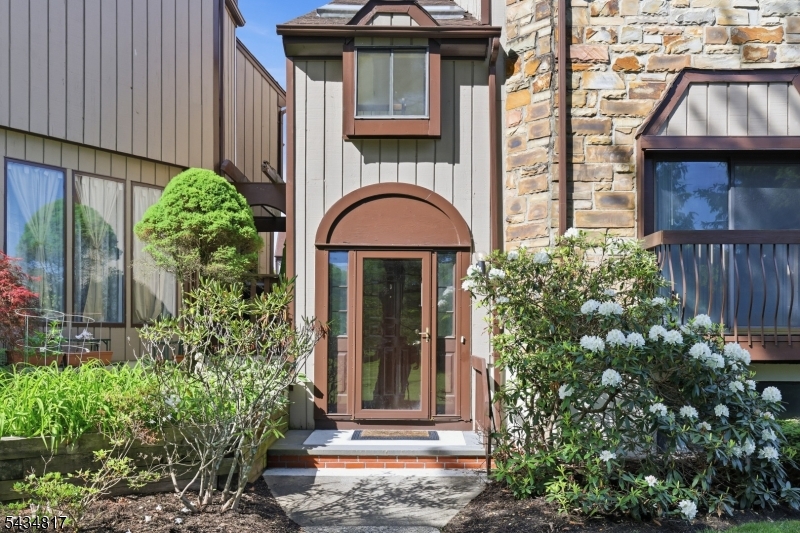 15 Delbarton Court Washington NJ 07840