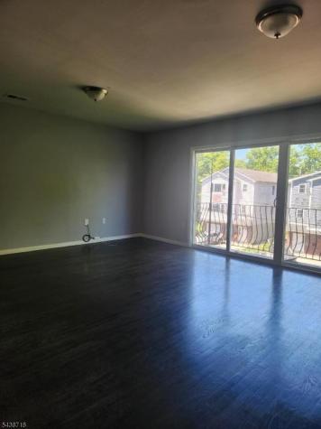 744 S 12th Street Newark NJ 07103