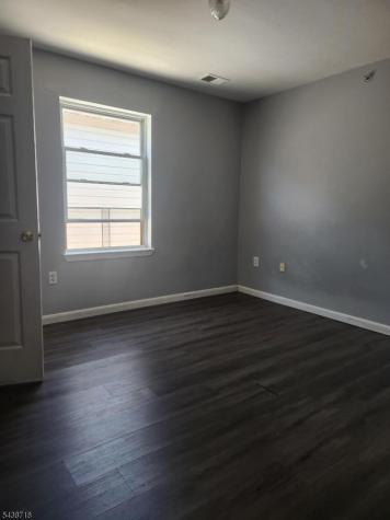 744 S 12th Street Newark NJ 07103