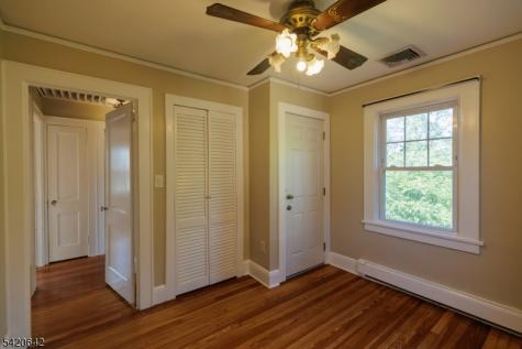 606 N Washington Avenue Dunellen NJ 08812