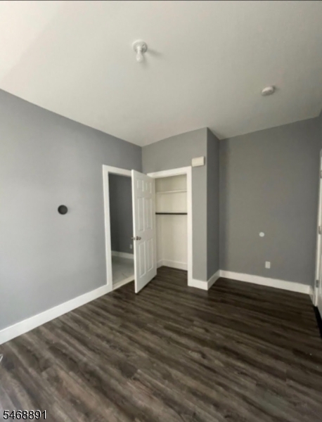 27 Schuyler Terrace East Orange NJ 07017