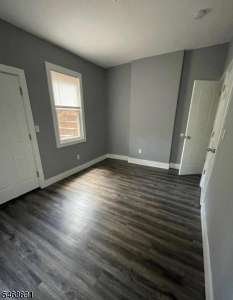 27 Schuyler Terrace East Orange NJ 07017