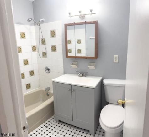 192 Park Street Unit 2 East Orange NJ 07017