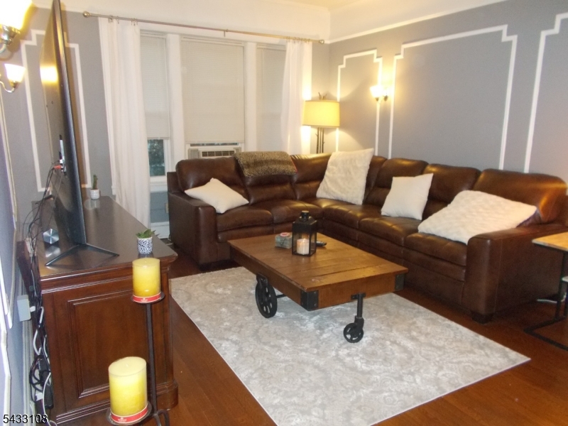 42 Holly Cranford NJ 07016