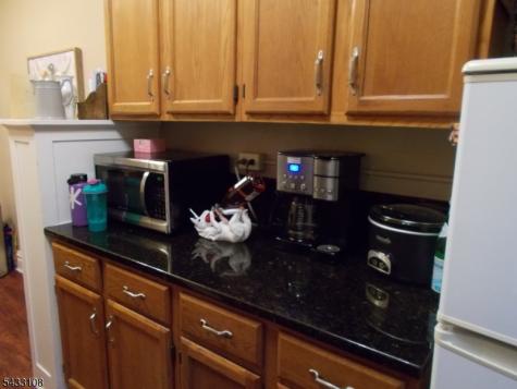 42 Holly Cranford NJ 07016